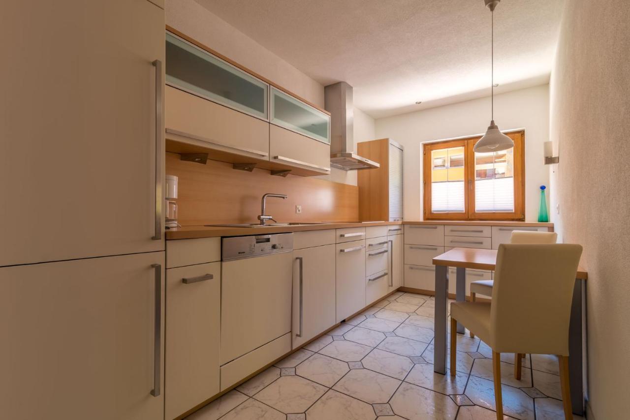 Arina Apartments Самнаун Екстериор снимка
