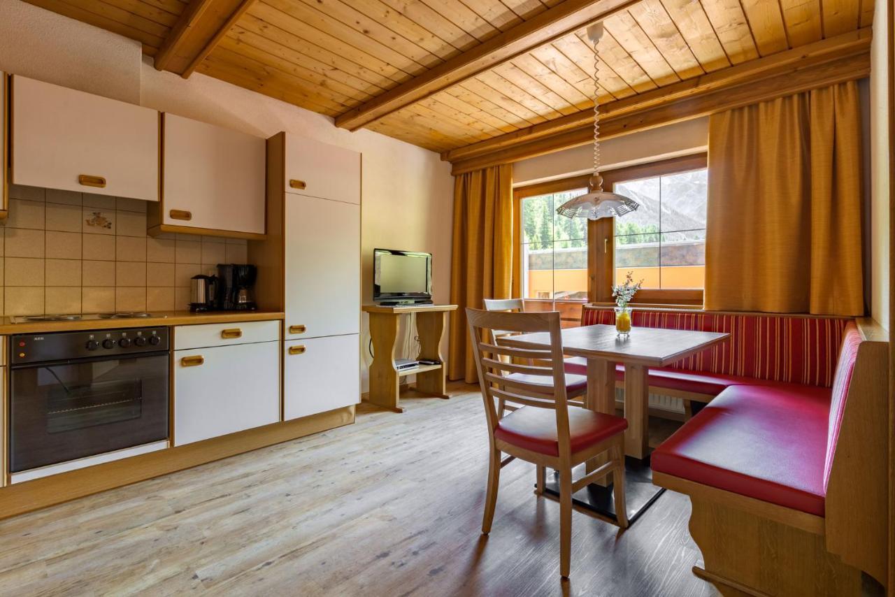 Arina Apartments Самнаун Екстериор снимка
