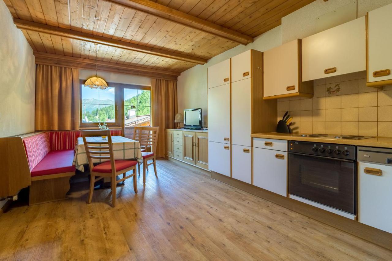 Arina Apartments Самнаун Екстериор снимка